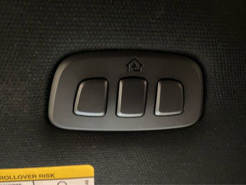 Used 2025 Lincoln Navigator L Reserve image 48