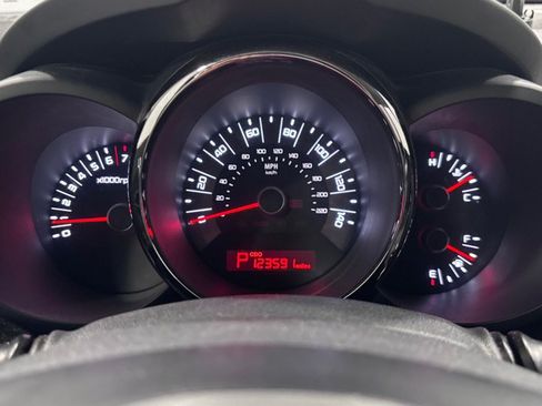 Used 2011 Kia Soul + FWD image 14