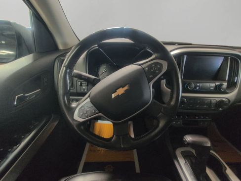 Used 2019 GMC Sierra 1500 SLE w/ SLE Value Package image 12