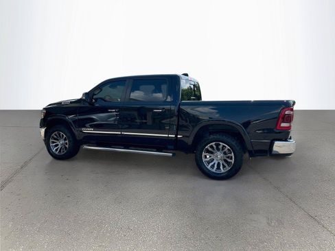 Used 2022 RAM 1500 Laramie AWD/4WD image 6