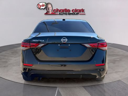 Certified 2025 Nissan Sentra SV FWD image 4