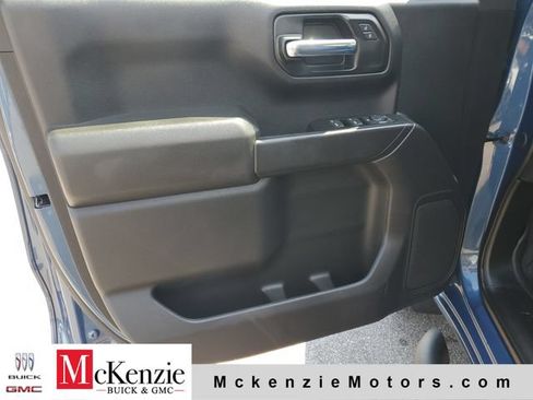 Used 2024 Chevrolet Silverado 1500 Custom w/ Turbomax Blackout Package AWD/4WD image 8
