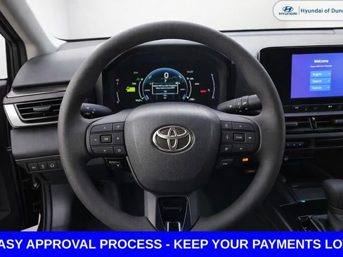 Used 2025 Toyota Camry LE image 12