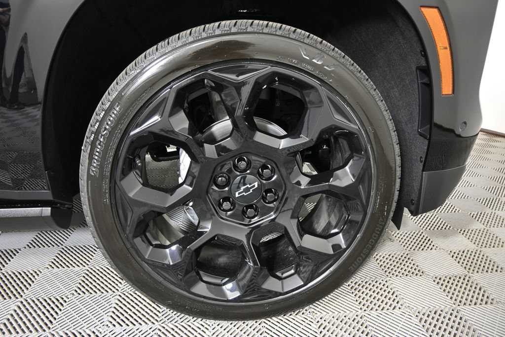 New 2026 Chevrolet Tahoe High Country AWD/4WD image 11