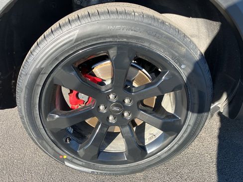 Used 2023 Ford Explorer ST w/ Equipment Group 401A image 9