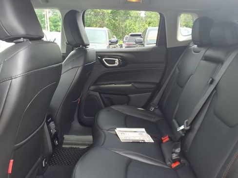Certified 2022 Jeep Compass Trailhawk AWD/4WD image 17