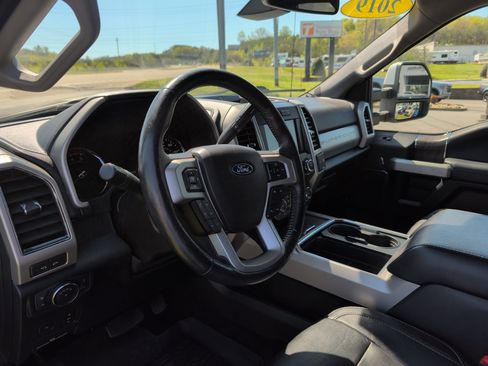 Used 2019 Ford F350 Lariat w/ Lariat Ultimate Package AWD/4WD image 17