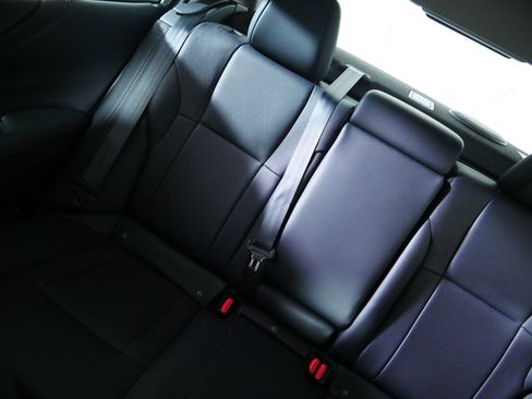 Used 2024 Subaru Legacy Limited AWD/4WD image 12