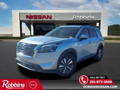 Certified 2025 Nissan Pathfinder SL