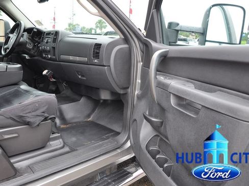 Used 2013 Chevrolet Silverado 2500 LT AWD/4WD image 14