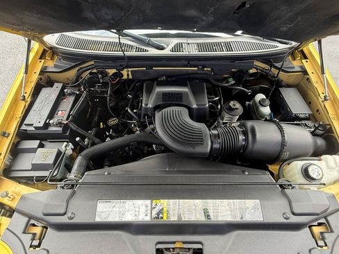 Used 2002 Ford F150 2WD Regular Cab image 22
