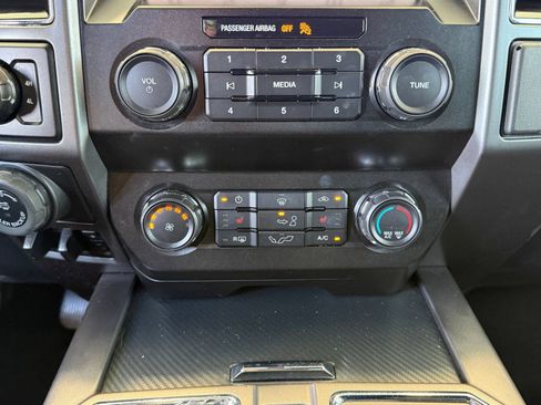 Used 2019 Ford F150 XLT w/ Equipment Group 302A Luxury AWD/4WD image 20