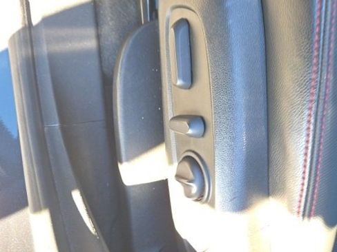 Used 2022 Chevrolet Equinox RS w/ LPO, Floor Liner Package image 10