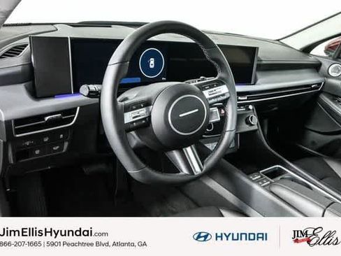 New 2025 Hyundai Sonata Limited FWD image 18