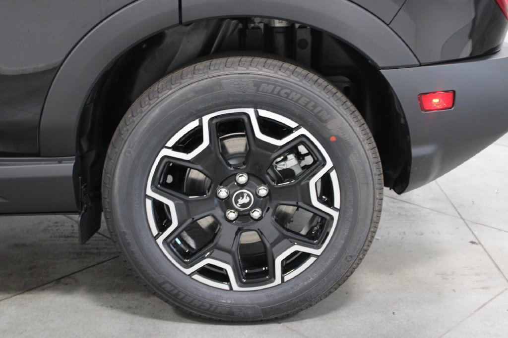 New 2026 Ford Bronco Sport Outer Banks w/ Outer Banks Tech Package+ AWD/4WD image 59