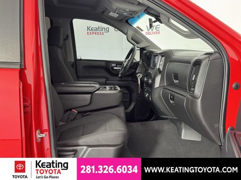 Used 2022 Chevrolet Silverado 1500 Custom w/ LPO, Blackout Package RWD image 19