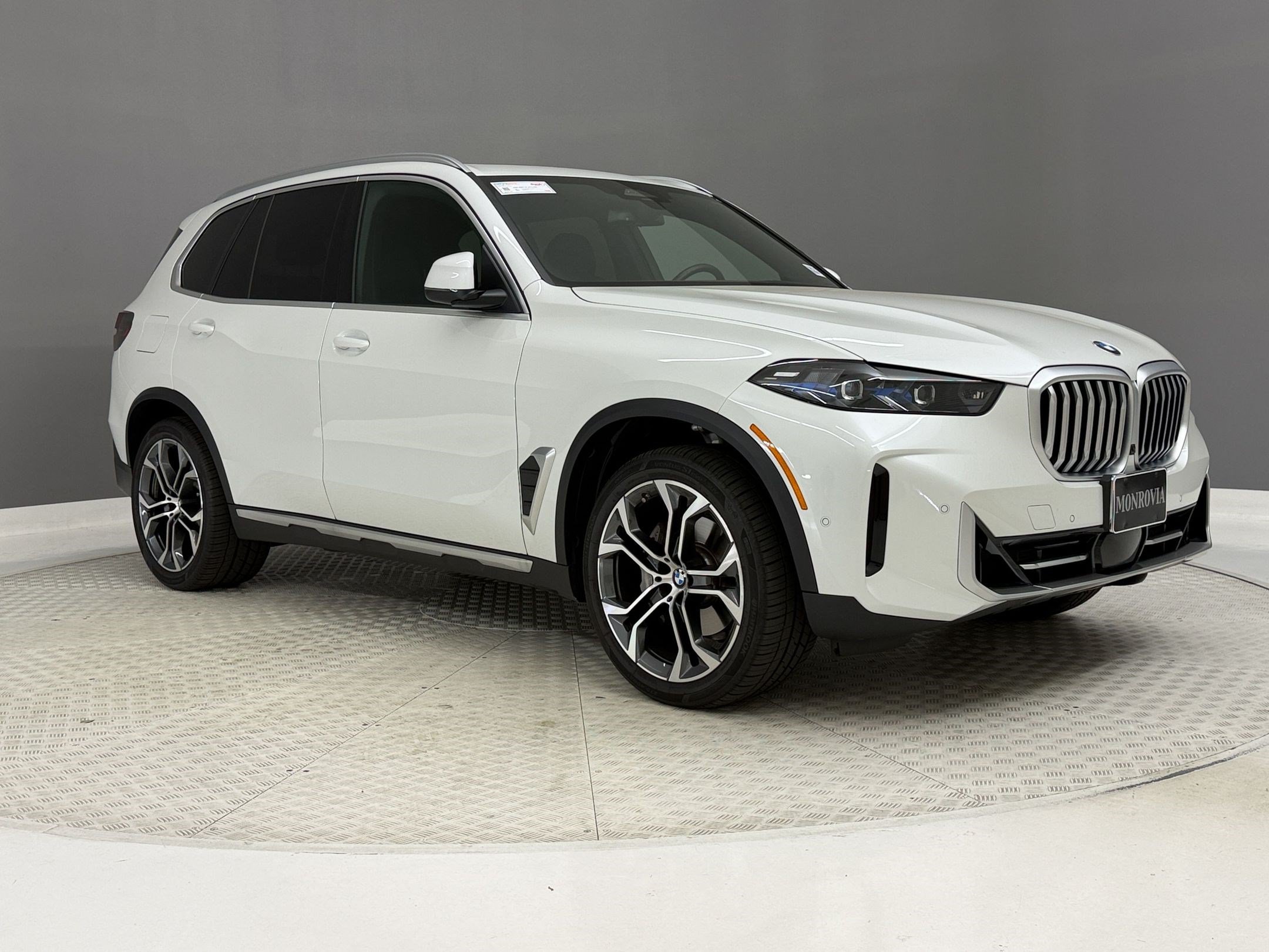 Used 2026 BMW X5 sDrive40i w/ Premium Package RWD image 7