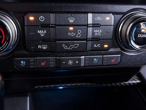 Used 2019 Ford F150 Raptor w/ Equipment Group 802A Luxury AWD/4WD image 25