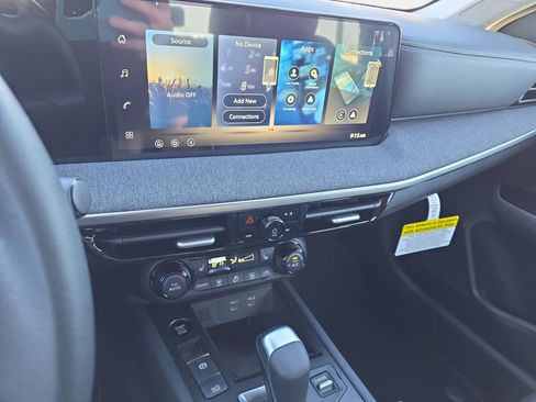 New 2026 Nissan Kicks SV w/ Charging Package image 19