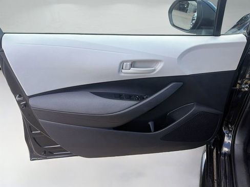 Used 2024 Toyota Corolla LE image 19