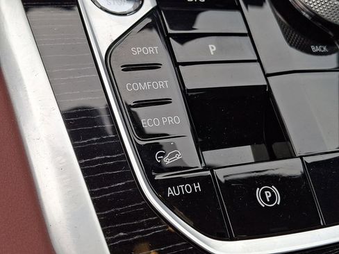 Used 2025 BMW X6 M60i image 16