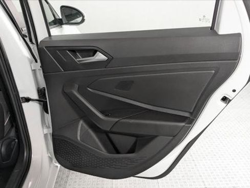 Used 2025 Volkswagen Jetta Sport image 18