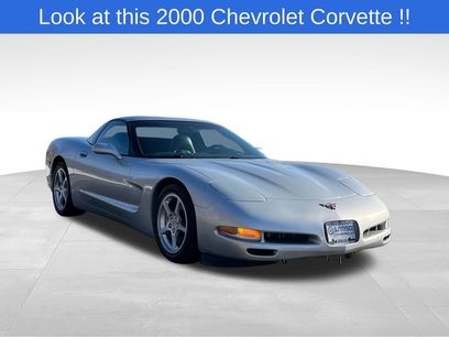 Used 2000 Chevrolet Corvette Coupe w/ Roof Pkg