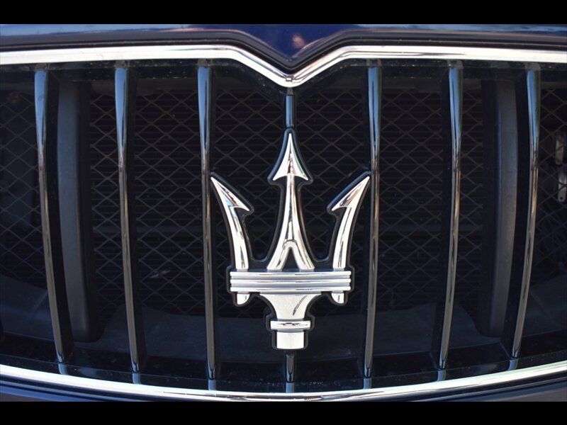 Used 2016 Maserati Quattroporte S RWD image 39