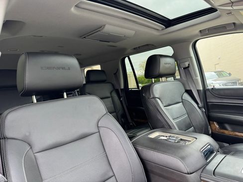 Used 2016 GMC Yukon Denali w/ Open Road Package AWD/4WD image 29