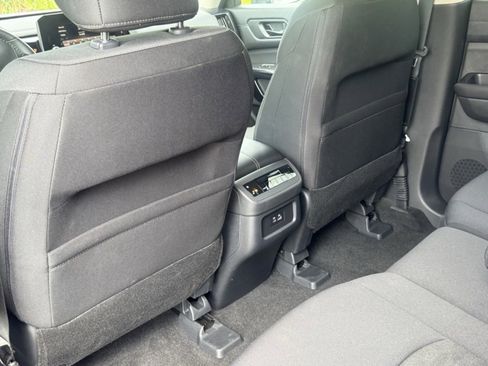 Certified 2025 Nissan Pathfinder SV w/ Black Appearance Package image 23