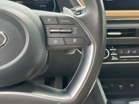 Used 2021 Hyundai Sonata Limited FWD image 14