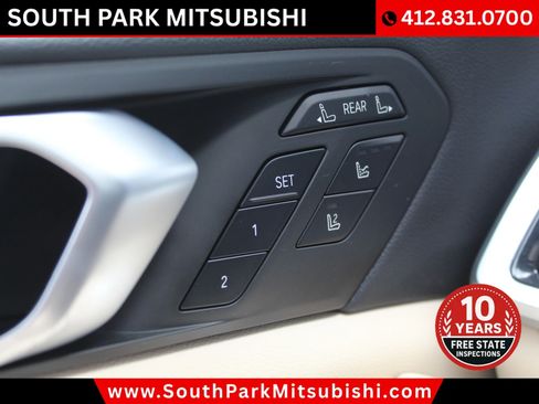 Used 2021 BMW X7 xDrive40i w/ Premium Package AWD/4WD image 28