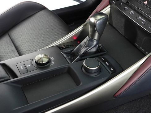 Used 2018 Lexus IS 300 RWD image 15
