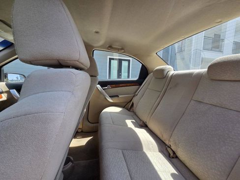 Used 2009 Chevrolet Aveo LT FWD image 35