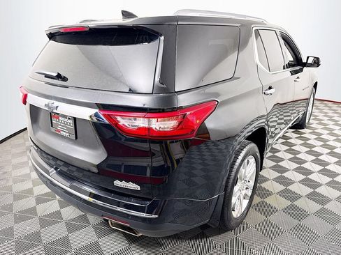 Used 2019 Chevrolet Traverse High Country AWD/4WD image 7