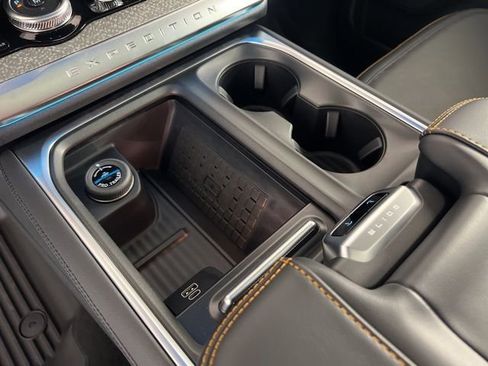 New 2025 Ford Expedition Tremor image 27