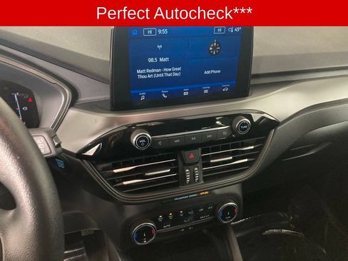 Used 2025 Ford Escape Active AWD/4WD image 3