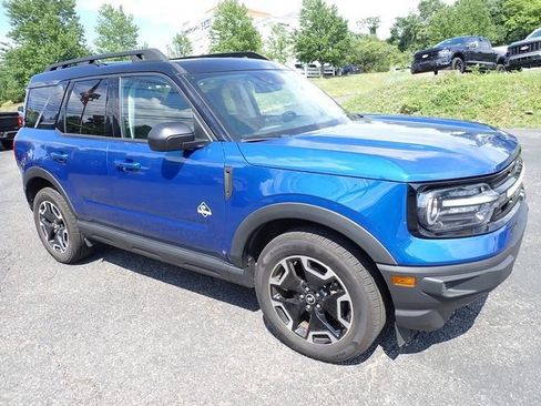 Used 2023 Ford Bronco Sport Outer Banks w/ Tech Package AWD/4WD image 8