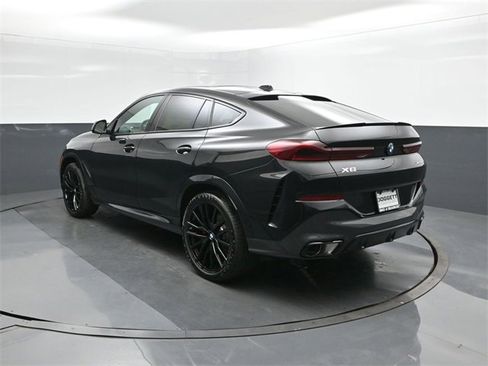 New 2026 BMW X6 xDrive40i image 5