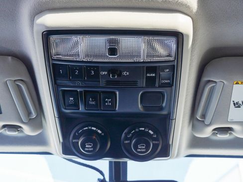 Used 2016 Toyota 4Runner Trail Premium image 29