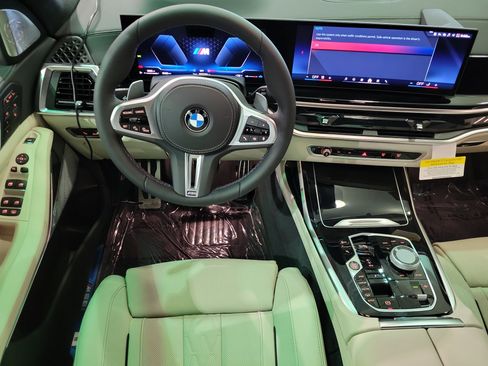 New 2027 BMW X7 M60i AWD/4WD image 9
