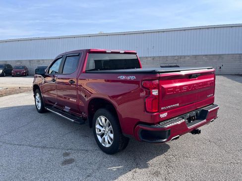 Used 2019 Chevrolet Silverado 1500 Custom w/ Custom Value Package AWD/4WD image 5