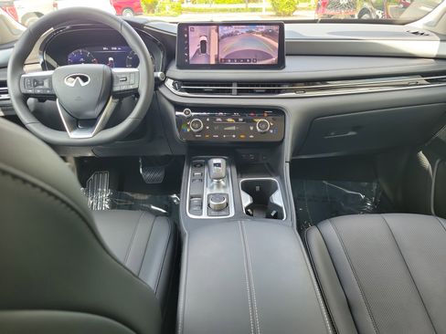Certified 2026 INFINITI QX60 Luxe w/ Cargo Package FWD image 14