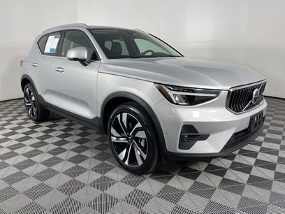Used 2023 Volvo XC40 B5 Plus w/ Driver Assist Package