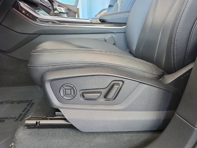 Used 2025 Audi Q7 3.0T Premium Plus AWD/4WD image 27