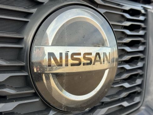 Used 2020 Nissan Rogue S image 17