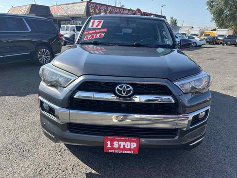 Used 2017 Toyota 4Runner Limited AWD/4WD image 2