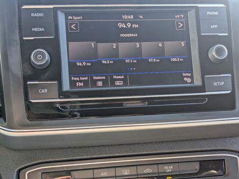 Used 2018 Volkswagen Atlas S image 23