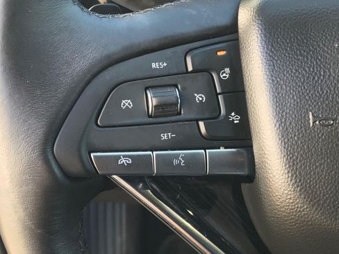 Certified 2025 Cadillac XT6 Premium Luxury w/ LPO, Premium Carpet Package AWD/4WD image 59