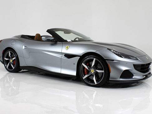 Certified 2023 Ferrari Portofino M RWD image 13